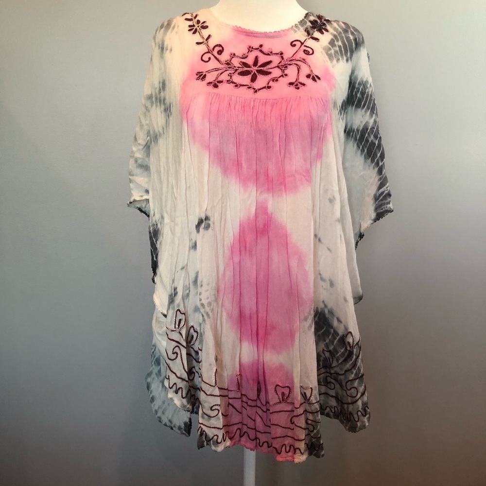 Sacred threads top tunic never worn